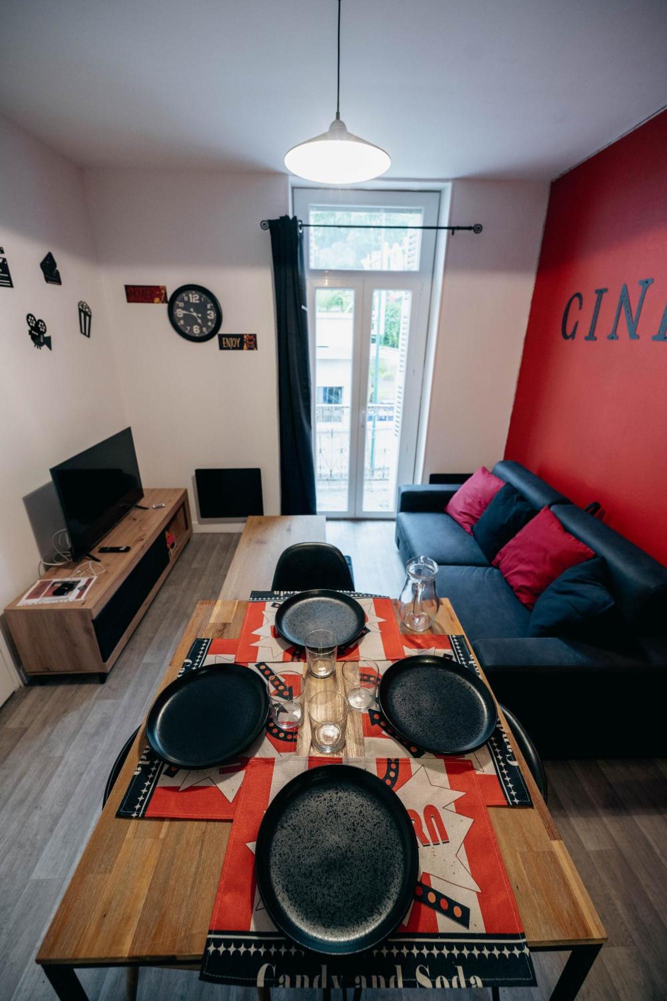 Le Sejour Cine-Proche Du Centre-Wifi-Parking Apartment Lourdes Bilik gambar