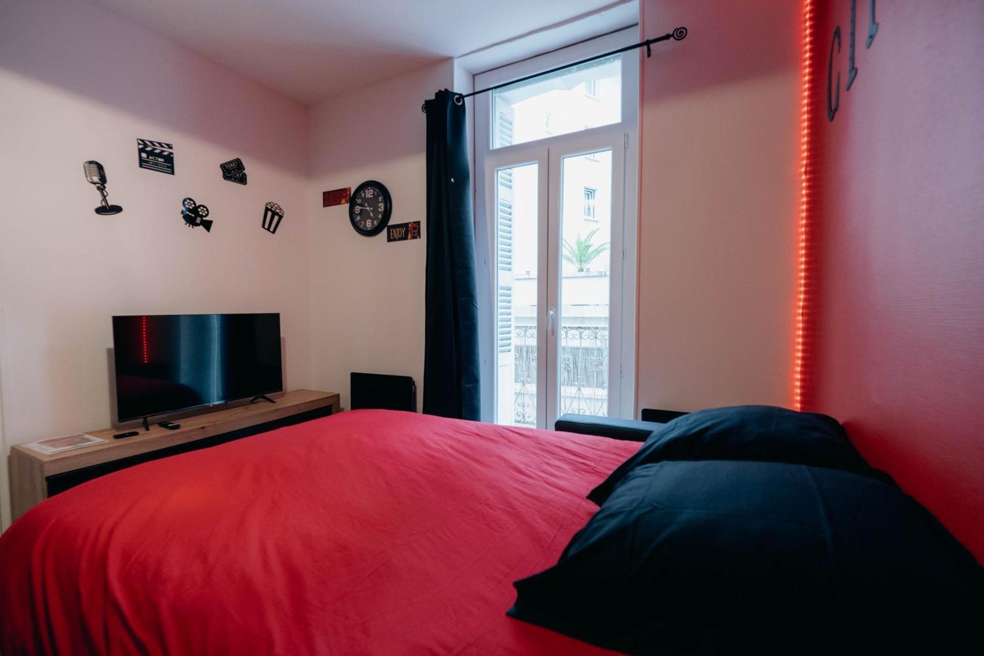 Le Sejour Cine-Proche Du Centre-Wifi-Parking Apartment Lourdes Luaran gambar